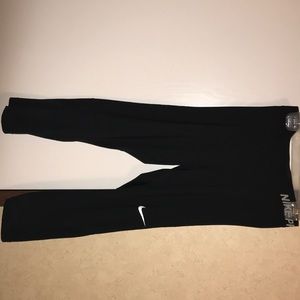 Nike Pro Dri-Fit Capri leggings.